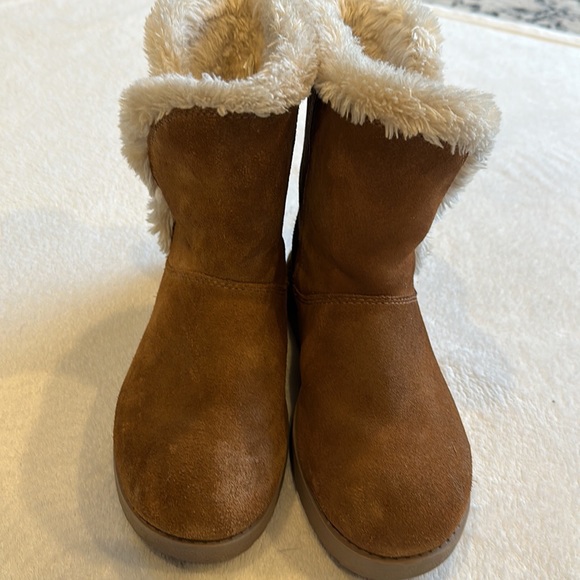 Tan Faux Fur Pull On Short Booties Target Women's Size 7 - Picture 3 of 12